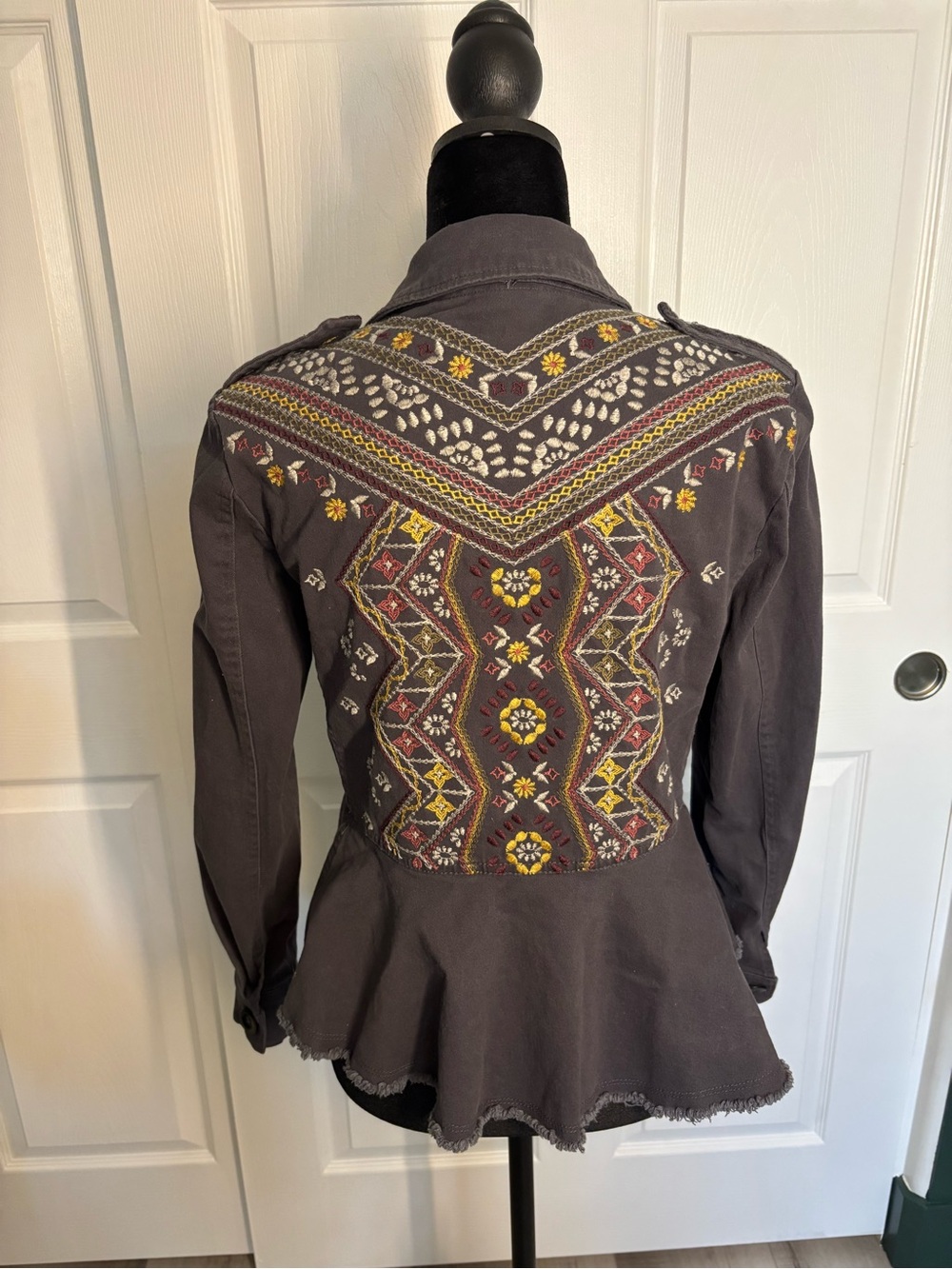 Knox Rose Embroidered Peplum Utility Jacket Gray XS Like New